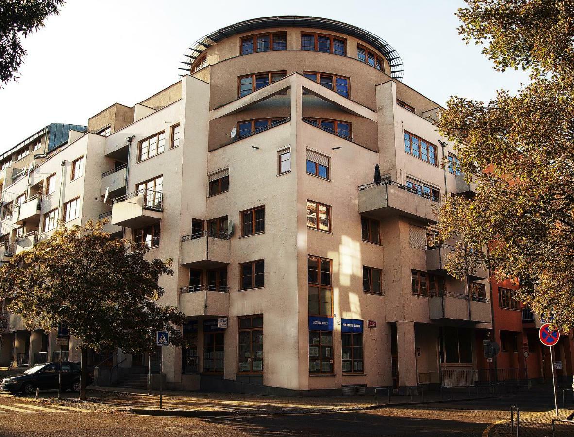 Apartment 5, 150 00 Randova 1, Ceska Republika *